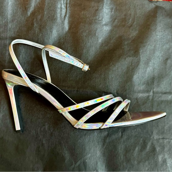 Abound Metallic silver pointed stilettos, Never Worn, NWT SIZE 8M - Picture 3 of 4